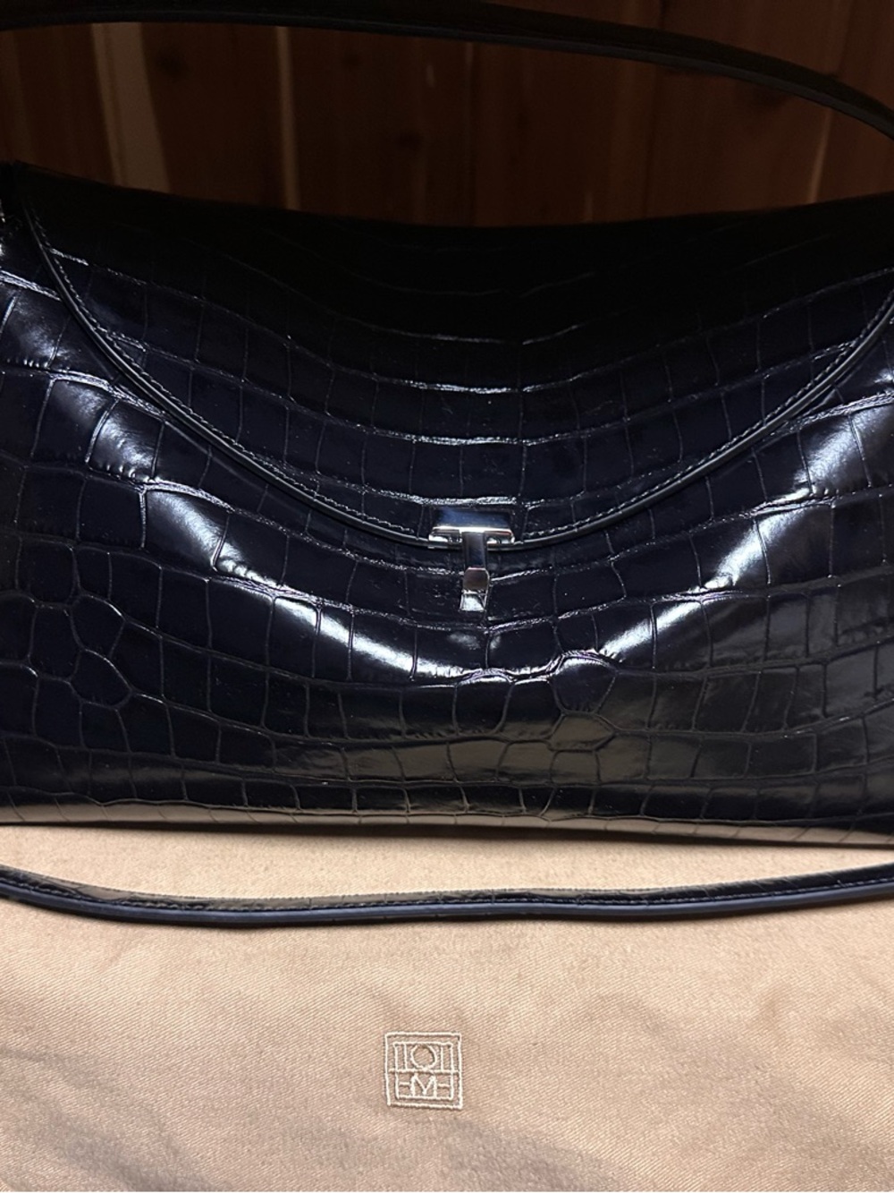 BRAND NEW! BLACK AND SILVER TOTEME T-lock croco-embossed top handle - Picture 9 of 16